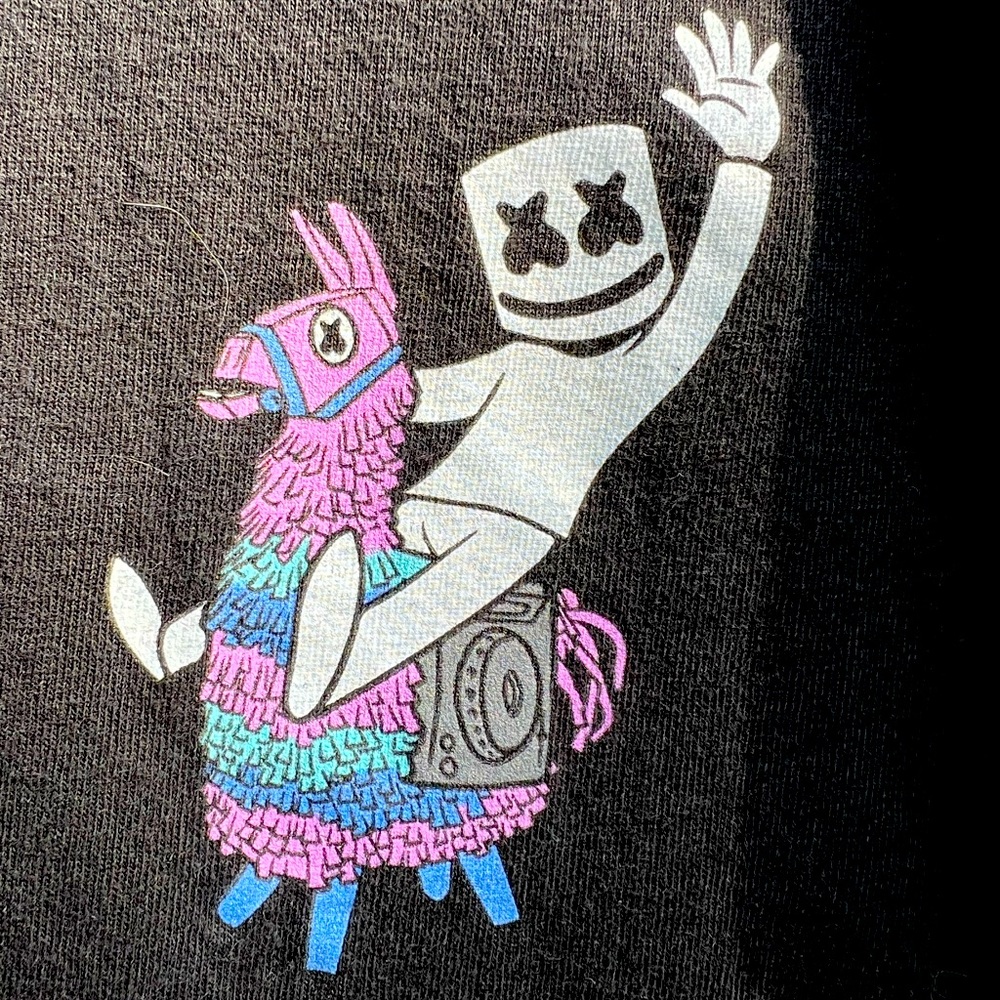 Marshmello in Fortnite Mens Medium shirt